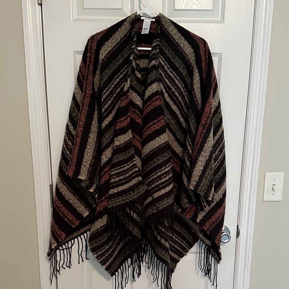 Maurices Cozy Plaid Fringe Poncho in Black, Tan & Mauve